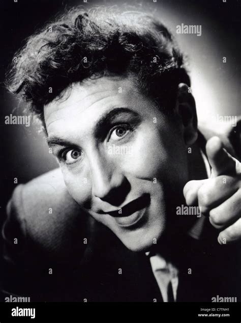 Frankie Howerd 1917 1992 English Comedian And Comic Actor Stock Photo