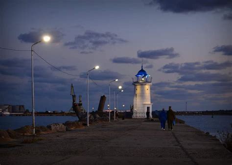 Aici gasesti cele mai noi stiri, comentarii si analize din lumea sportului romanesc si international. Farul din Mangalia a fost restaurat - UCT MEDIA