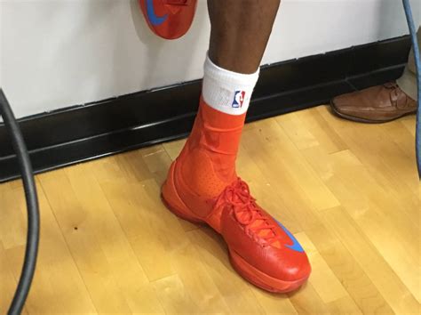 Kevin Durant Spotted Wearing A New Colorway Of The Nike Kd 8 Elite •