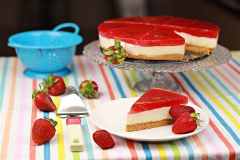 If you like to pair your fish with a condiment, we recommend save your heart by ordering the lowest sodium content item on the menu: Strawberry Jelly Tofu Cheesecake | Recipe | Low calorie christmas, Low calorie cheesecake ...