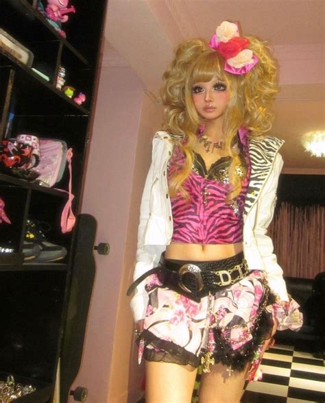 Pin by danicanoa on gyaru gal ᐢ ᐢ in Gyaru fashion Gyaru Fashion