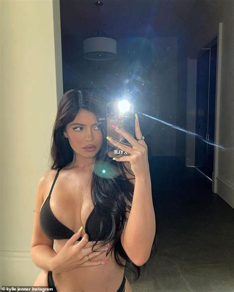 Kylie Jenner Showcases Her Impossible Curves In Plunging Black Bikini
