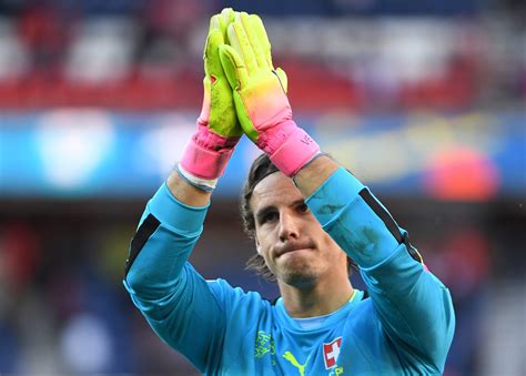 Sprawdź zapowiedź, statystyki oraz wynik na żywo. Euro 2016: Yann Sommer najlepszym piłkarzem meczu ...