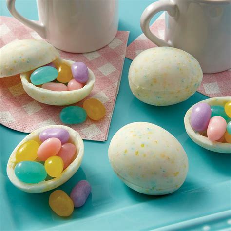 Making Surprise Eggs Using Wilton Candy Melts Lets You Eat The Candy