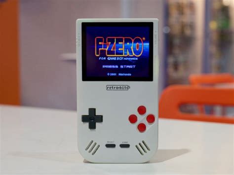 Super Retro Boy Gives Original Game Boy New Life Plays