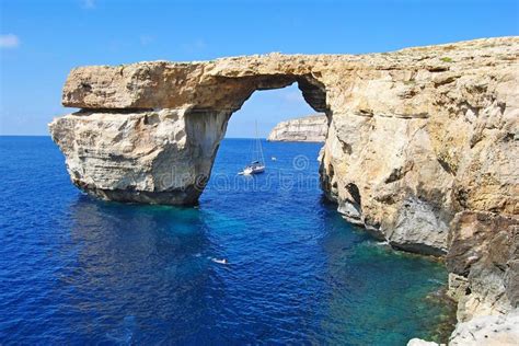 Azure Window En La Isla De Gozo En Malta Foto De Archivo Imagen De