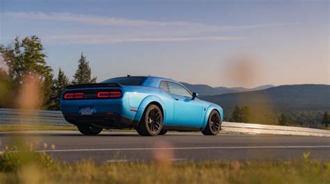 2020 Dodge Challenger Srt Hellcat Reviewpricing And Specs • Cyprus