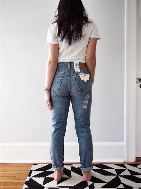 your guide to levi s 501 jeans see them on too levi jeans women mom jeans outfit jeans