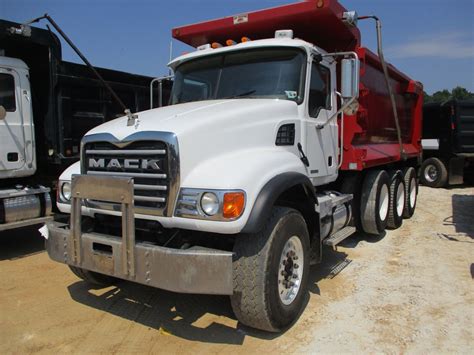 2007 Mack Cv713 Dump Vinsn1m2ag11c07m061670 Tri Axle Mack Diesel