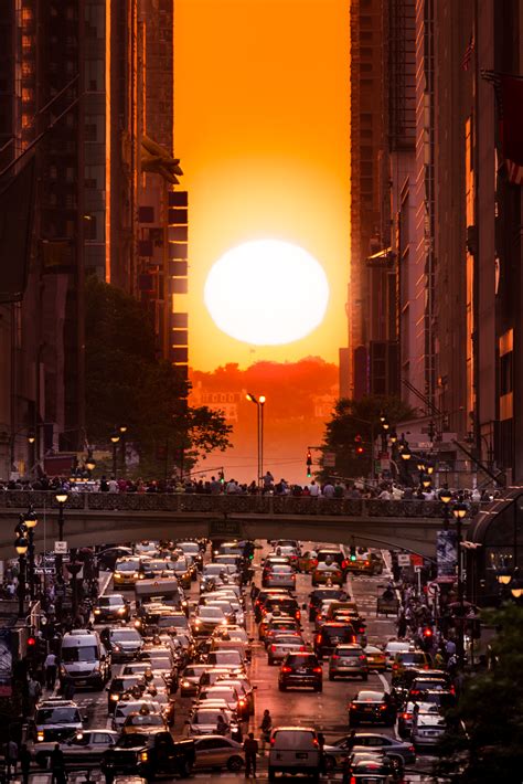 Manhattanhenge An Incredible Sunset Is Coming To New York