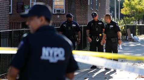 Police Officer Is Killed In Bronx Area Struggling With Gang Violence The New York Times