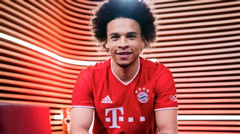 Latest on bayern munich forward leroy sané including news, stats, videos, highlights and more on espn. FC Bayern: Leroy Sané feiert Trainings-Premiere an der ...