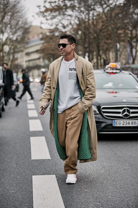 Paris Mens Street Style Стильные мужчины Мужской стиль кэжуал Мужской стиль