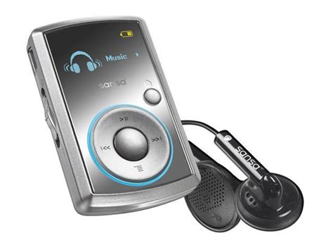 I like that it will fit in the palm of my hand without. SanDisk Sansa Clip 1.0" Silver 4GB MP3 Player - Newegg.com