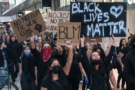Black Lives Matter Lécho De Lapplication Discriminatoire De La