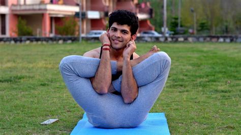 The disc often presses on a nerve root which can cause pain and other symptoms how does a slipped disc progress? BEST ASANA (POSTURES) FOR SLIP DISK in hath yoga (Bihar ...