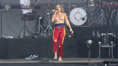 Tove Lo Topless 18 Pics Gif Video TheFappening