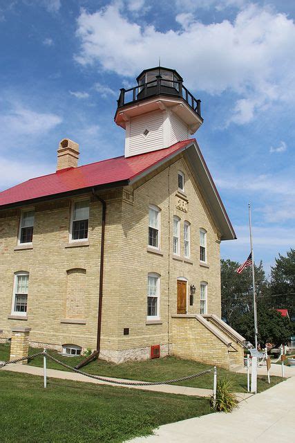 Port Washington Wisconsin Lighthouse Great Little Get Away Door