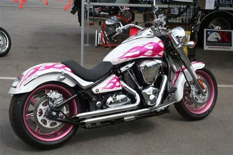 Awesome Pink Motorcycle Custom Baggers Custom Motorcycle Paint Jobs