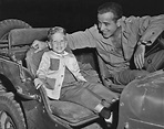 Humphrey Bogart with his son, Stephen, on the set of Battle Circus ...