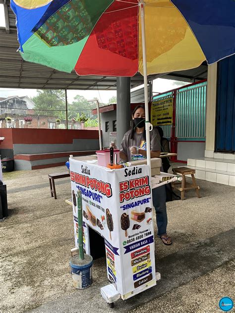 ON | DILARANG JUALAN on Twitter: "Braw! Es potong singaporenya ternyata