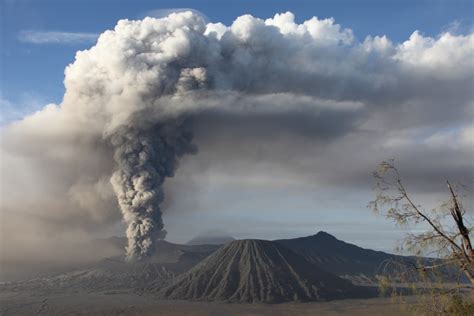 Heres The Latest Thing Scientists Warn Will Kill You Supervolcanoes Bgr