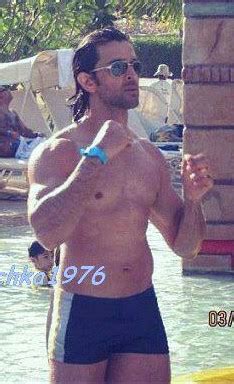 Shirtless Bollywood Men Hrithik Roshan