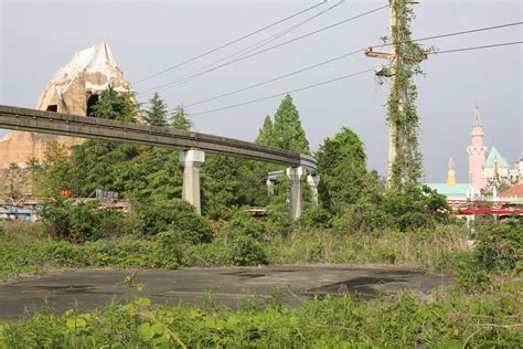 Nara Dreamland Abandoned Theme Park In Japan 奈良ドリームランド 奈良