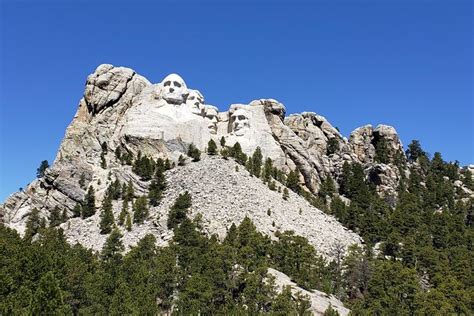 Private Tour Of Mount Rushmore Crazy Horse And Custer State Park