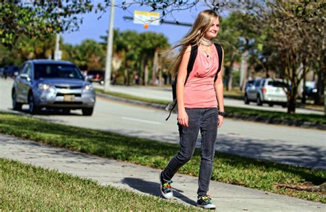 Florida Teens Opting Out Of Drivers Licenses Tribunedigital Sunsentinel