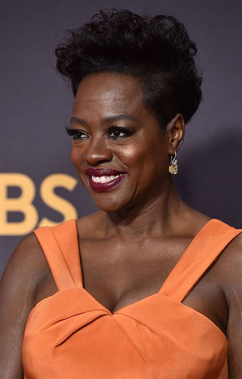 Download American Actress Viola Davis Emmys 2017 Wallpaper