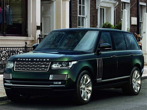It is designed to lane keep assist is designed to sense when your car is unintentionally drifting out of your lane. Shoot off in style with Range Rover