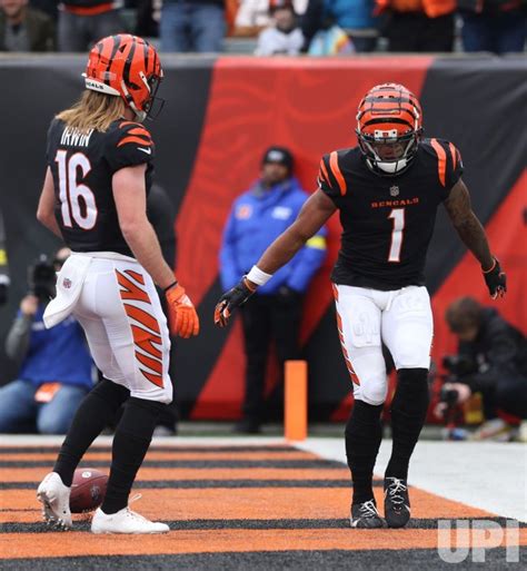 Photo Bengals Jamarr Chase Celebrates Touchdown Kyp20221211002