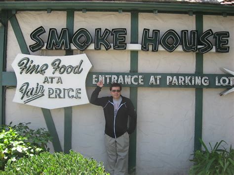 Smoke House “the Place To Meat” Burbank Ca Retro Roadmap