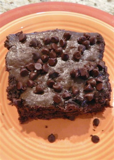 Cool cupcakes or cake in pan on wire rack 30 minutes. Simple Cake Mix Chocolate Chip Silk Cake - Pams Daily Dish