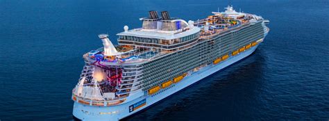 The Worlds Largest Cruise Ship ‘symphony Of The Seasthe Worlds
