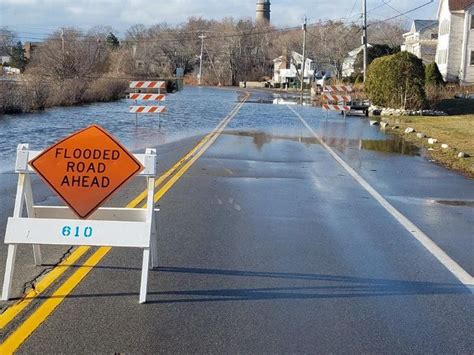 Unh Research Finds Dramatic Increase In Flooding On Coastal Roads