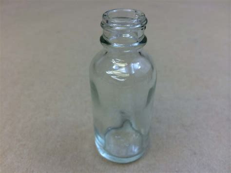 1 Oz Flint Boston Round Clear Glass Bottle Oba13046f432 Yankee