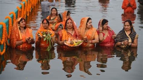 Chhath Puja Celebrated With Traditional Fervour Across Country Hindustan Times