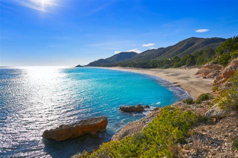 Foto Playa de El Torn Las playas nudistas más famosas de España auténticos paraísos donde