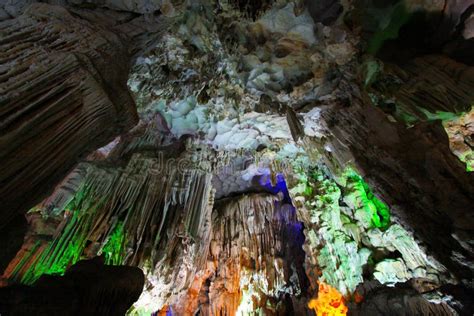 Thien Cung Grotto Lange Bucht Ha Vietnam Unesco Welterbe Stockbild