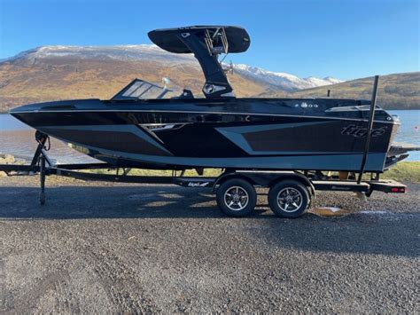 Tigé Rzx Wakeboard Wakesurf Boat for sale from United Kingdom