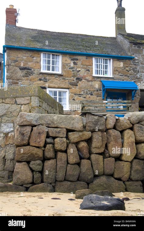 Cottages Mousehole Cornwall Stock Photo Alamy