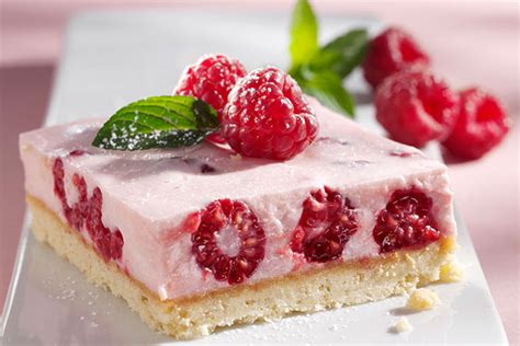 Creamy Raspberry Mousse Bars Recipe Kraft Canada