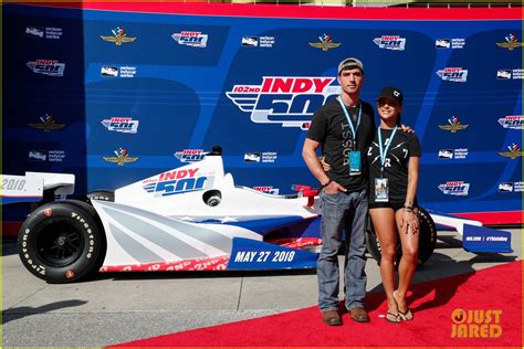 Photo Big Brothers Jessica Graf Cody Nickson Share Kiss At The Indy