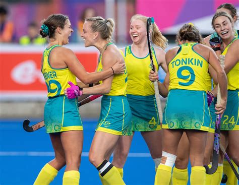 australia keep commonwealth core for hockeyroos 2023 squad the hockey paper