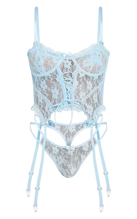 ensemble de lingerie bleu ciel à corset lacé volanté et string prettylittlething fr