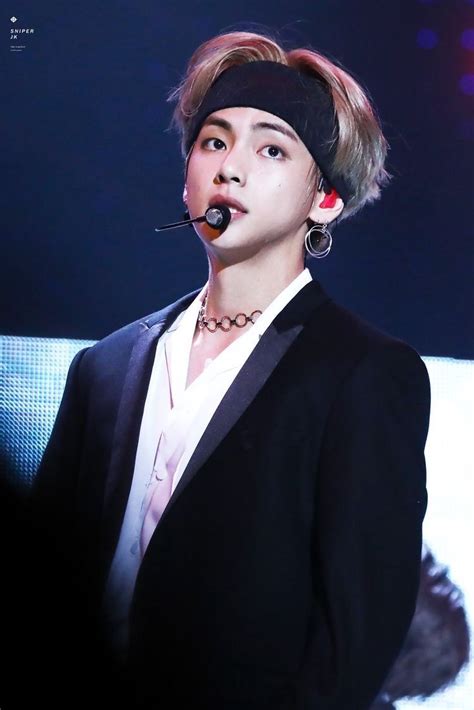 Pin De Sofi Em Buba Taehyung Cantores Kim Taehyung