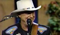 Jerry Jeff Walker's 'Hill Country Rain' is Still as Catchy as Ever