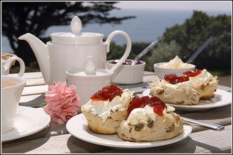 Cream Teas Explained A Wonderful Guest Blog By Devon Heaven Hampers